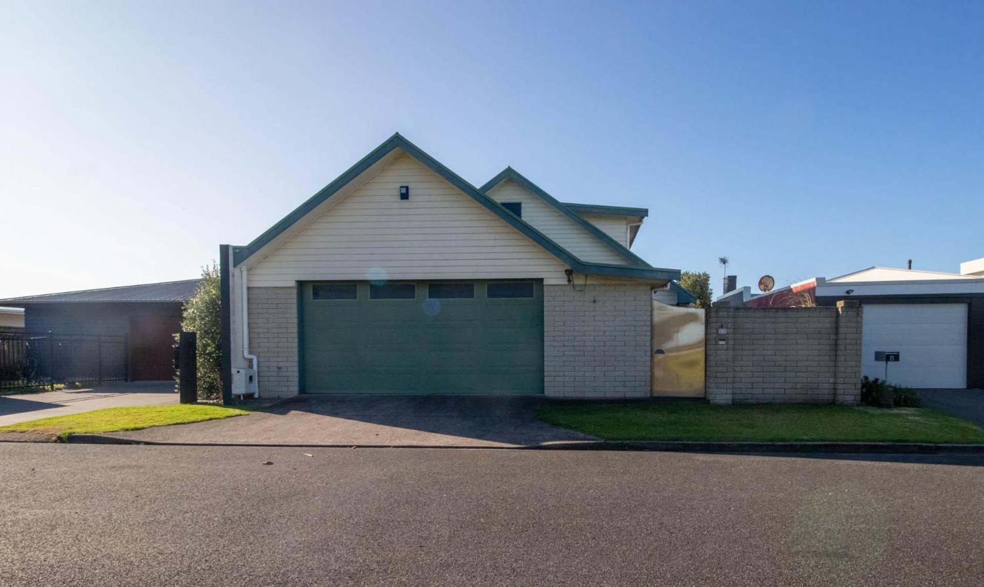 Beachfront Bliss On Wanaka Terrace Support Local Villa New Plymouth Luaran gambar